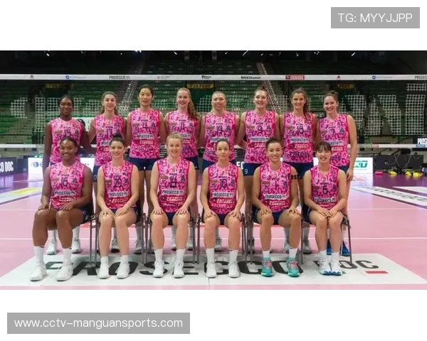 科内利亚诺女排波兰二传沃沃什首发出场主导进攻团队蓄势待发